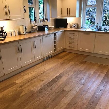 Cotswolds Luxury House In Central Bourton Large Sleeps 2-11. Pet Friendly. Екстер'єр фото