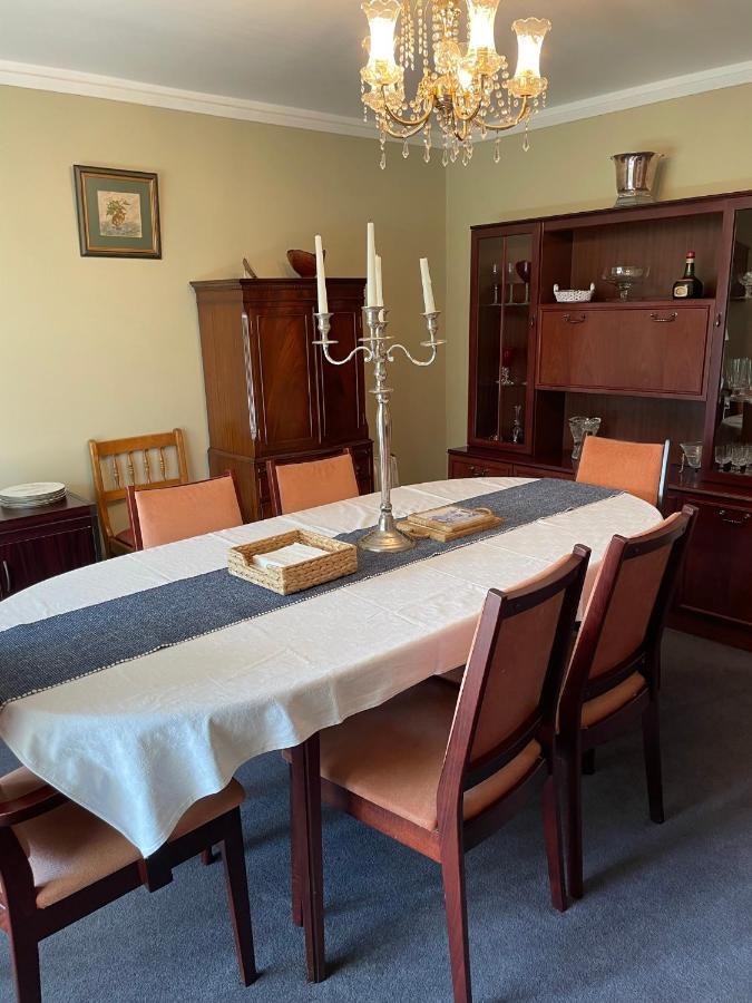 Cotswolds Luxury House In Central Bourton Large Sleeps 2-11. Pet Friendly. Екстер'єр фото